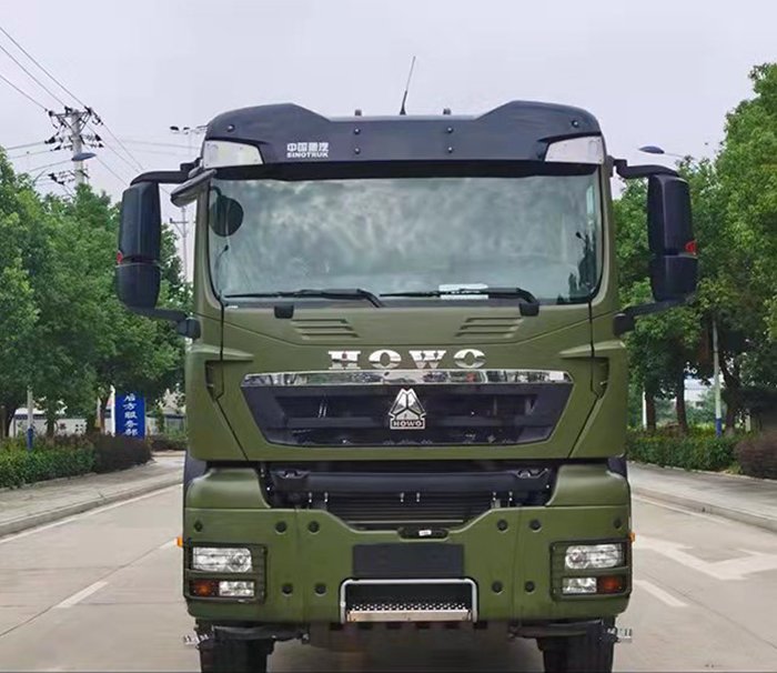 國(guó)六重汽豪沃400馬力六驅(qū)越野灑水車(chē)性能優(yōu)勢(shì)特點(diǎn)